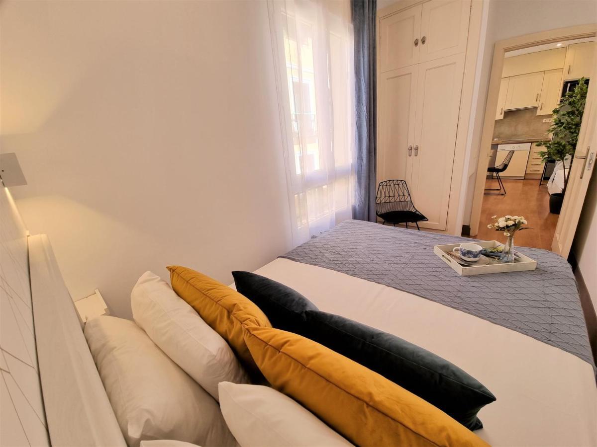 Molina - La Latina Appartement Madrid Buitenkant foto